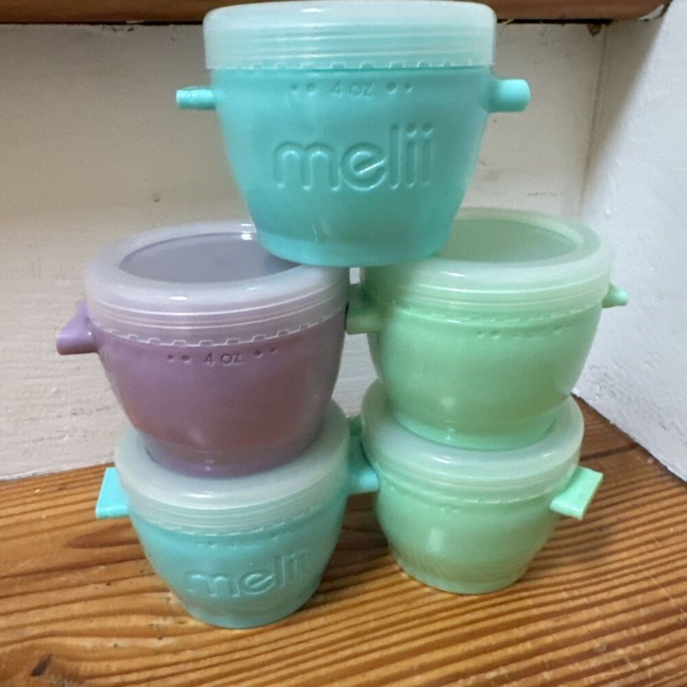 Mellii Five pack snap and go pods 4 ounces each for baby food storage containers